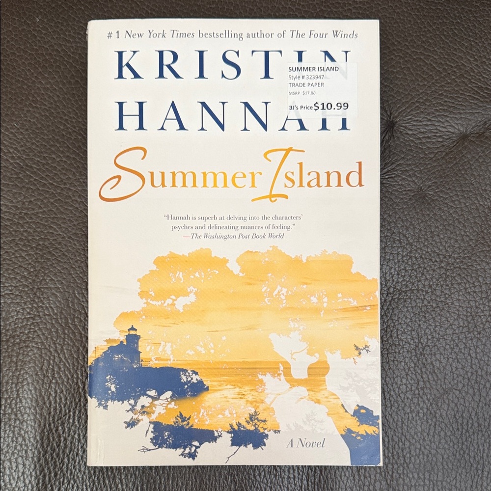 Kristin Hannah “Summer Island” Paperback Novel NY Times Bestselling Author